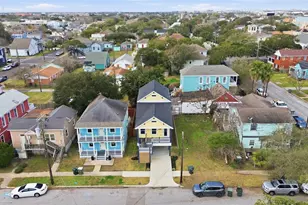 1207 32nd St, Galveston, TX 77550 - Photo 27
