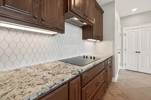 912 Roberts St, East Bernard, TX 77435 - Photo 11