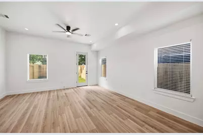 7977 Angus, Houston, TX 77028 - Photo 5