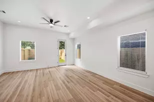7977 Angus, Houston, TX 77028 - Photo 5