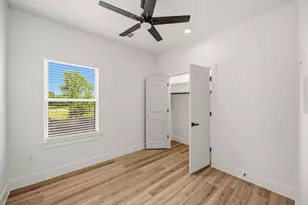 7977 Angus, Houston, TX 77028 - Photo 13