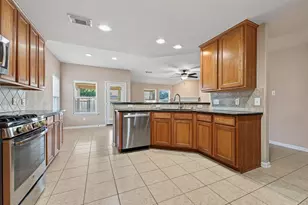 21007 Pineda Cir, Richmond, TX 77406 - Photo 17