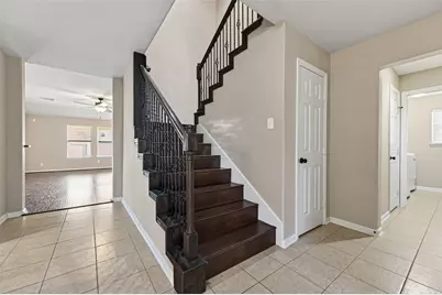 21007 Pineda Circle, Richmond, TX 77406 - Photo 9