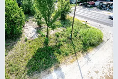 9848 Edward Avenue, Shiro, TX 77876 - Photo 15