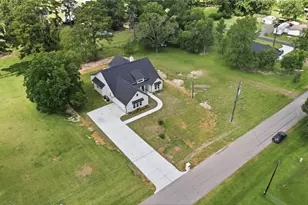 630 County Rd 4023, Dayton, TX 77535 - Photo 37
