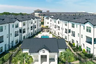 2706 Grand Fountains Dr, Houston, TX 77054 - Photo 1