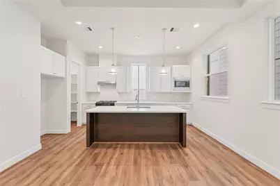 2706 Grand Fountains Drive #F, Houston, TX 77054 - Photo 9