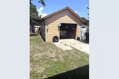 8429 Flintridge, Houston, TX 77028 - Photo 5