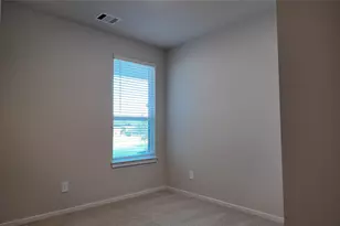 14206 Granger Pointe Ln, Conroe, TX 77302 - Photo 11