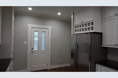 825 Algregg Street, Houston, TX 77008 - Photo 7