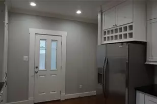 825 Algregg St, Houston, TX 77008 - Photo 7