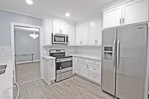 7509 Elm St, Houston, TX 77023 - Photo 5