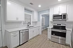 7509 Elm St, Houston, TX 77023 - Photo 3