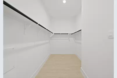 328 Louvenia Court, Pinehurst, TX 77362 - Photo 13