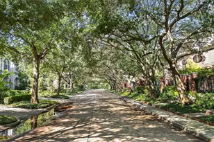 3350 Maroneal St, Houston, TX 77025 - Photo 15