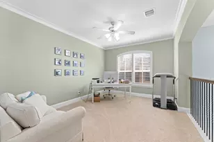 18 Laurelwood Dr, Houston, TX 77058 - Photo 23