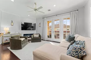 18 Laurelwood Dr, Houston, TX 77058 - Photo 15