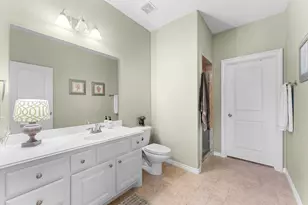 18 Laurelwood Dr, Houston, TX 77058 - Photo 25