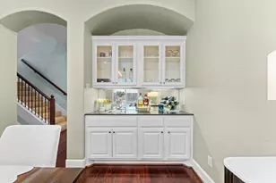 18 Laurelwood Dr, Houston, TX 77058 - Photo 9