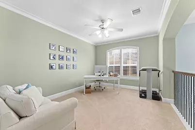 18 Laurelwood Drive, Houston, TX 77058 - Photo 23