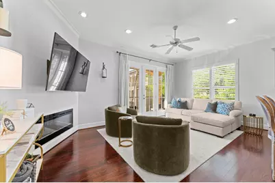 18 Laurelwood Drive, Houston, TX 77058 - Photo 15