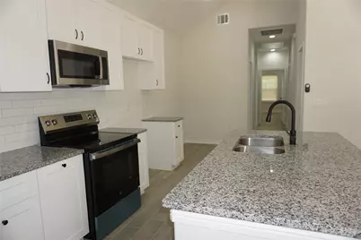 9976 Calendar Street, Willis, TX 77318 - Photo 5