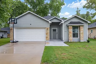 1116 Washington St, Columbus, TX 78934 - Photo 1