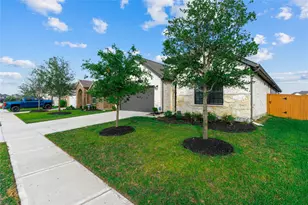 8654 Flamingo Bay Ln, Cypress, TX 77433 - Photo 3