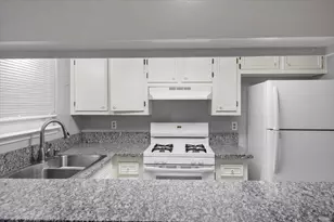 2071 Country Village Blvd, Humble, TX 77338 - Photo 15