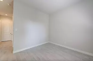 1517 Canter Bayou Way, Houston, TX 77043 - Photo 7