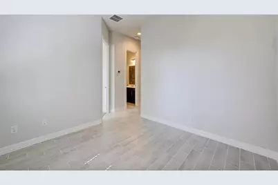 1517 Canter Bayou Way, Houston, TX 77043 - Photo 5