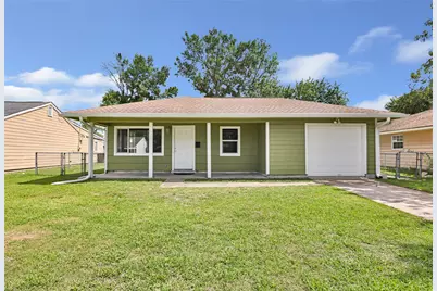 708 N Circle Drive, Baytown, TX 77520 - Photo 1