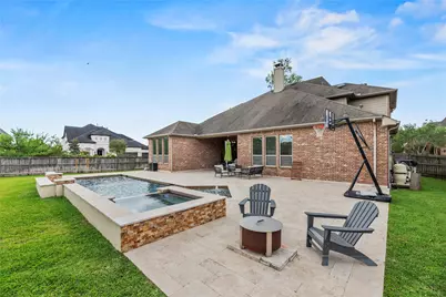 9819 Mount Shasta, Missouri City, TX 77459 - Photo 1