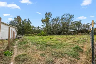 143 County Rd 2315, Dayton, TX 77535 - Photo 15