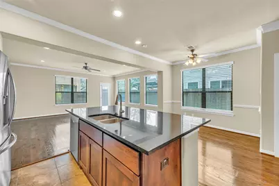 1119 W 26th Street, Houston, TX 77008 - Photo 5