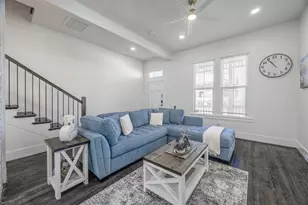 2813 Ball Street St, Galveston, TX 77550 - Photo 5