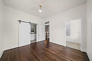 2813 Ball Street St, Galveston, TX 77550 - Photo 45