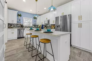 2813 Ball Street St, Galveston, TX 77550 - Photo 11