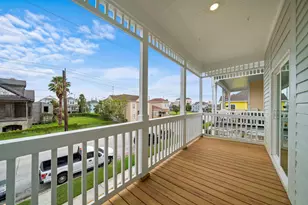 2813 Ball Street St, Galveston, TX 77550 - Photo 33