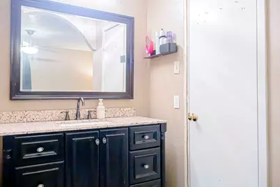 707 Landing Boulevard, League City, TX 77573 - Photo 33
