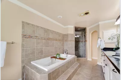 341 W Gaywood Drive, Houston, TX 77079 - Photo 21