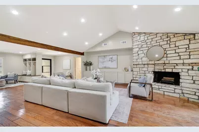 341 W Gaywood Drive, Houston, TX 77079 - Photo 5