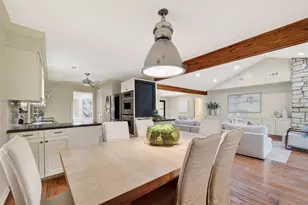341 W Gaywood Dr, Houston, TX 77079 - Photo 9