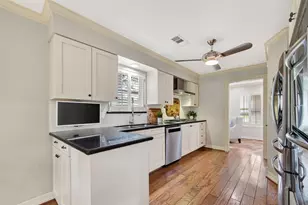 341 W Gaywood Dr, Houston, TX 77079 - Photo 13
