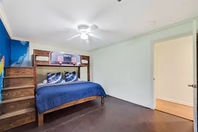 341 W Gaywood Drive, Houston, TX 77079 - Photo 33