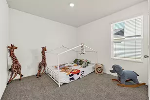 2206 Laurel Bloom Ln, Sealy, TX 77474 - Photo 21