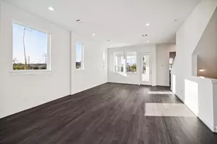 1810 Elysian St, Houston, TX 77026 - Photo 9