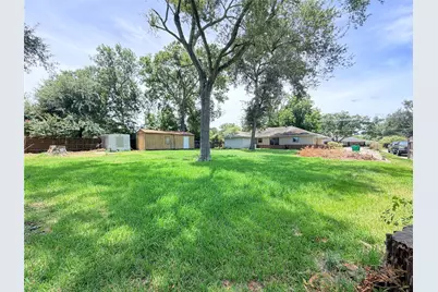 504 Dwinnell Street, Baytown, TX 77520 - Photo 21