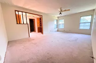 504 Dwinnell St, Baytown, TX 77520 - Photo 9