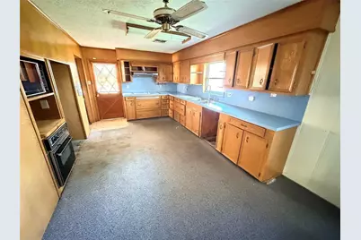 504 Dwinnell Street, Baytown, TX 77520 - Photo 7